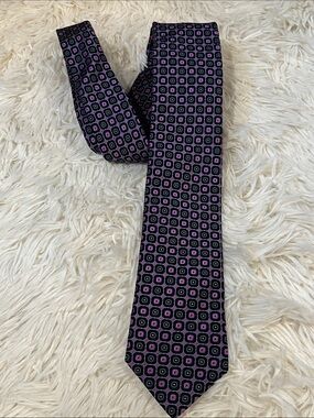 Ted Baker London 100% silk tie.